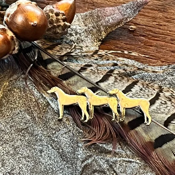 Vintage Preowned Three Hunting Dogs Pin Brooch Unsigned - Picture 3 of 17
